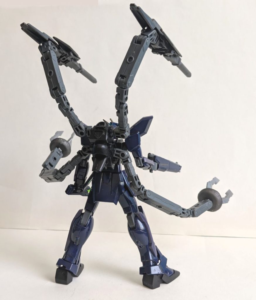 元ネタは「ドクターオクトパス」及び「アイアンスパイダー」だったりします。カラーリングがUTMの序盤風なのもあり「ガンダムXディバイダーとは違った形のサテキャ無しGX改修例」みたいな感じで受け取ってもらえると幸いです。