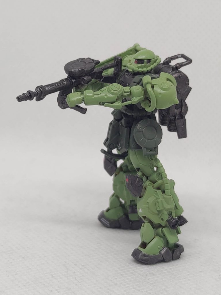 左手は本当には握ってません・・・。添えるだけです。