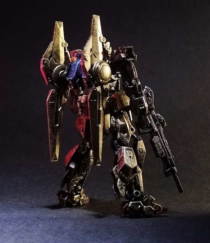 みなさんがPH-5続々アップするのがうらやましく、なんとか1日で作れる方法でPH-5に参入です。次のアイテムはいつ作れるかわからんですが。しかし、アーティファクトは楽しいですねえ。