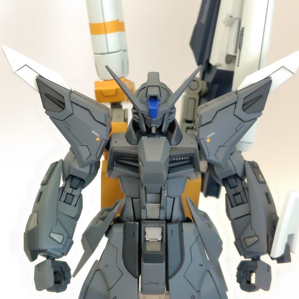 劇場版でゼウスシルエットを観た際、他にもデスティニー用のシルエット構想があったのでは？と思い、更にはその検証機もあってもいいじゃないってのがきっかけです。