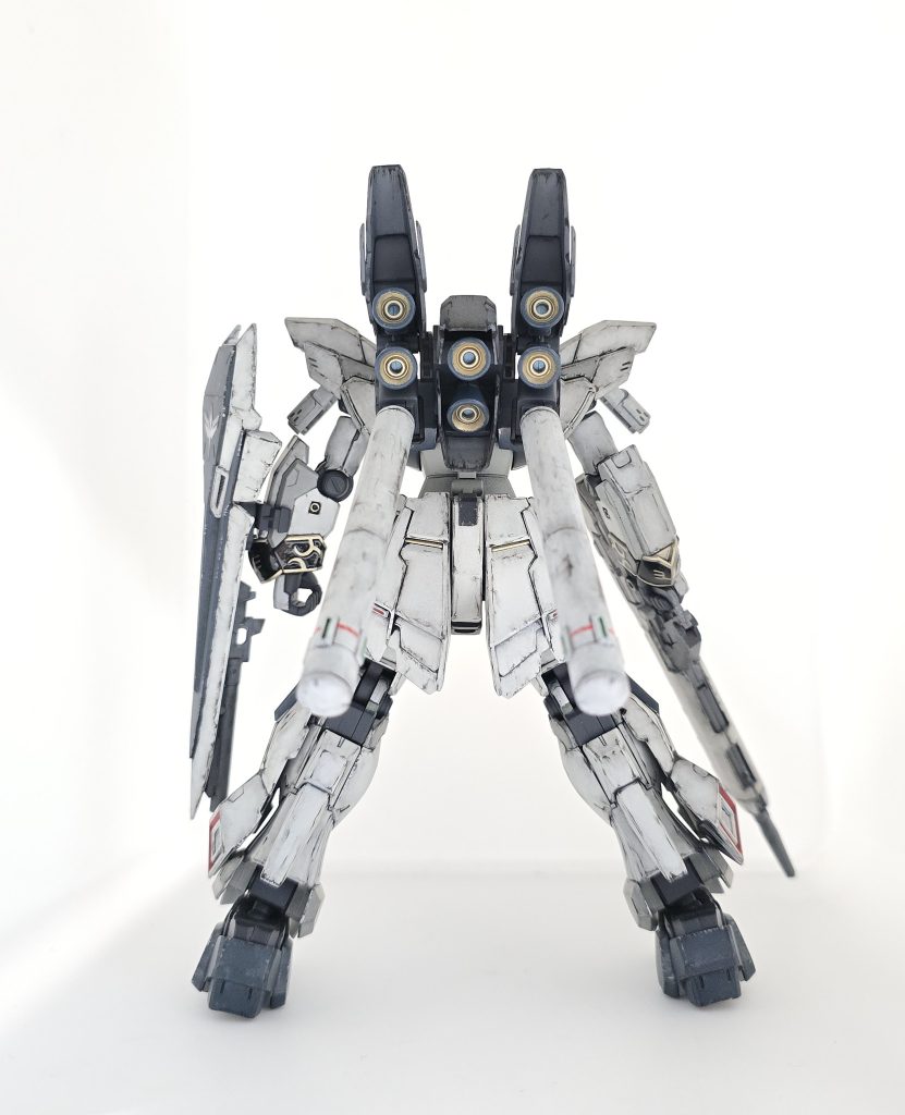 シナンジュスタインを作ってみて、後ろの重厚さがとても格好良いと思います。