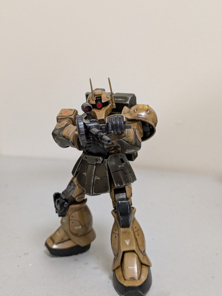 ザクはマシンガンが似合う(zaku-kao2)