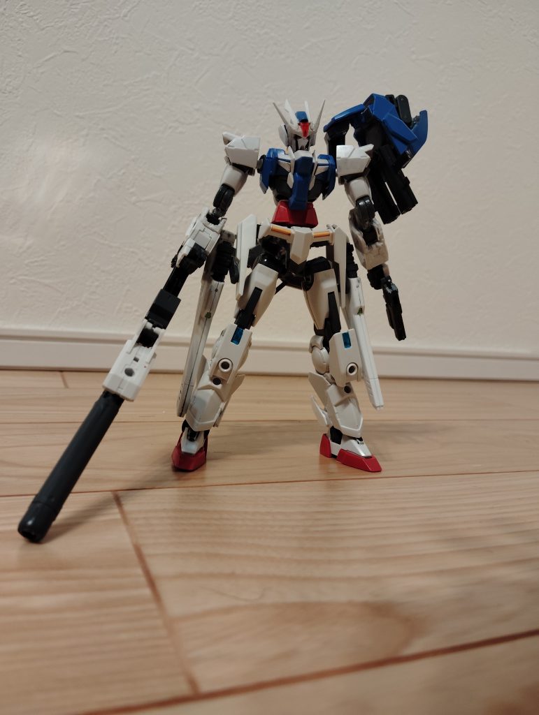 装備の変更で近接戦だけでなく、遠距離戦にも対応出来ます