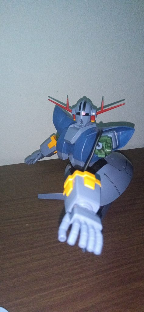 案外このリード線が丈夫で安定してオールレンジ攻撃を再現できます。