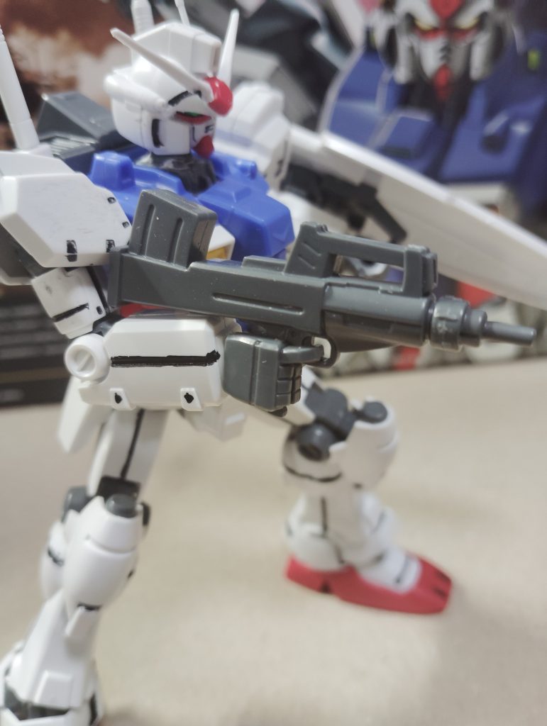 ブルパップマシンガン、ゼフィランサス、いやガンダムに持たせるとなかなかどうも似合ってる気がしない…