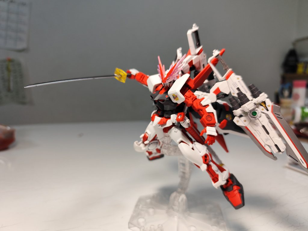 ガーベラストレートはRGからパクりました。鞘取付は簡易加工をしました。