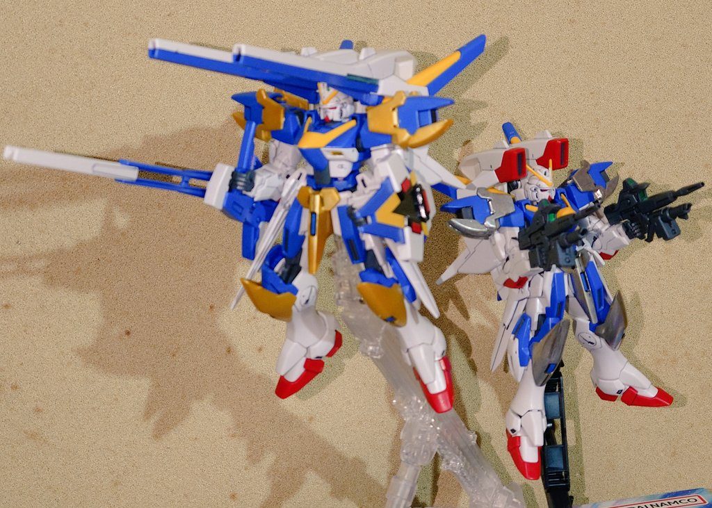 HGUC V2アサルトバスター弐号機–3枚目/制作者：雑津 雷斗