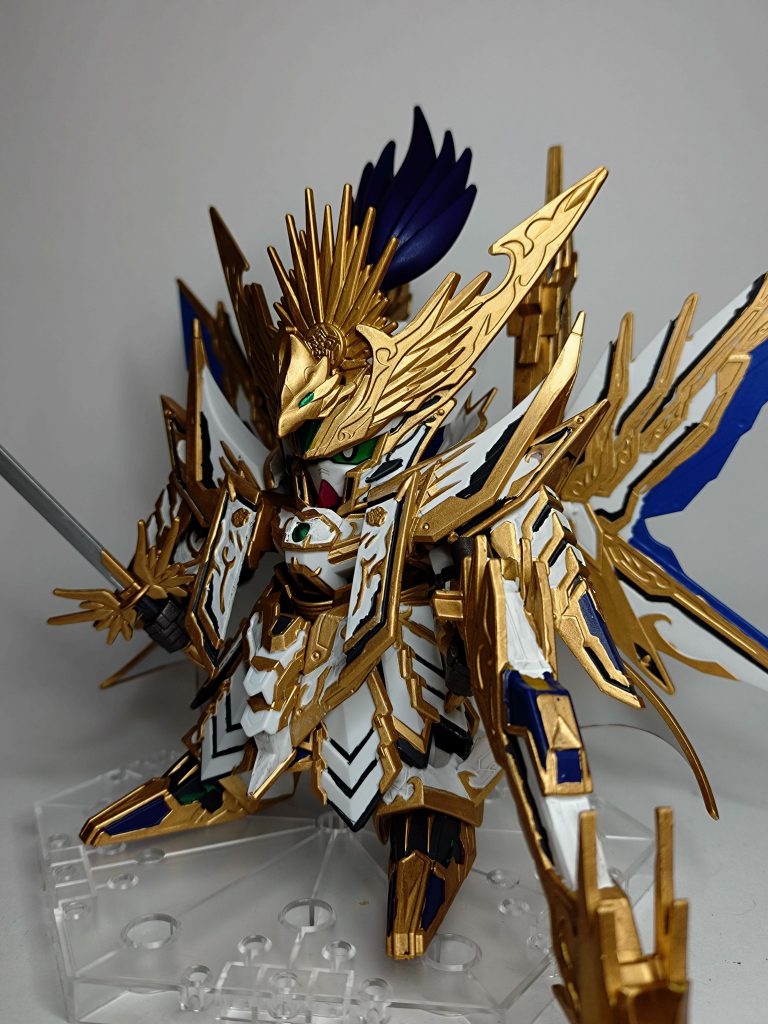 白✖赤✖金の将軍カラーではないのでややヴィランな印象になったと思います。【BACK VIEW】