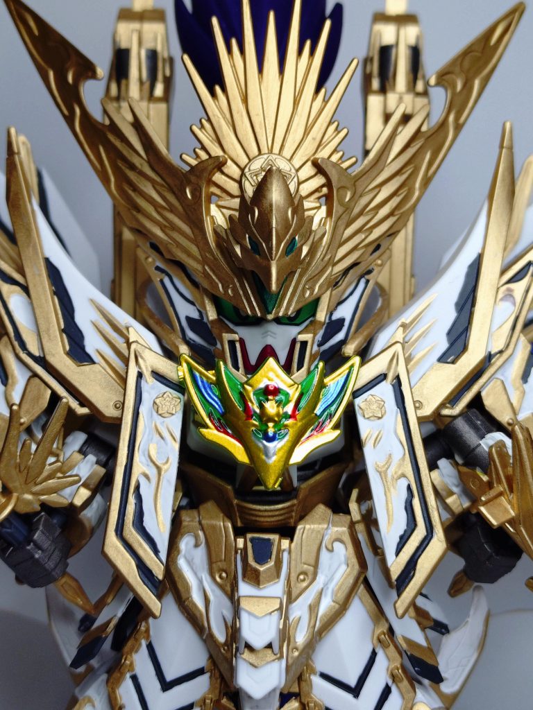 隠密エアリアルに付属している輝羅鋼パーツ。本体に対してやたら小さいですが、最近のはこんな感じなんですかね…