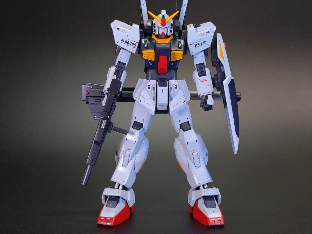 クリアランス確保をしてないので動かすと塗装が禿げます笑