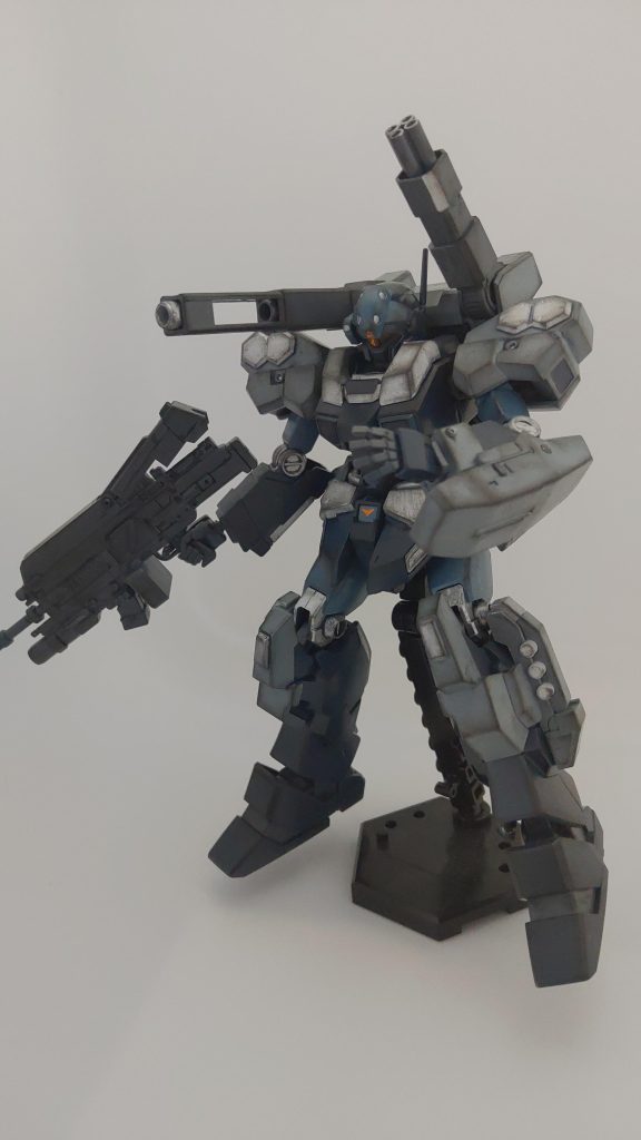 全体的な出来上がりはこんな感じで、個人的にジェスタキャノンのゴツゴツした感じが好きです✨後はウェザリングでいろいろ誤魔化しています。ガンスタ初投稿の第１号記念😆😆