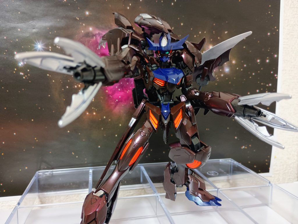 第獣形態　正面 