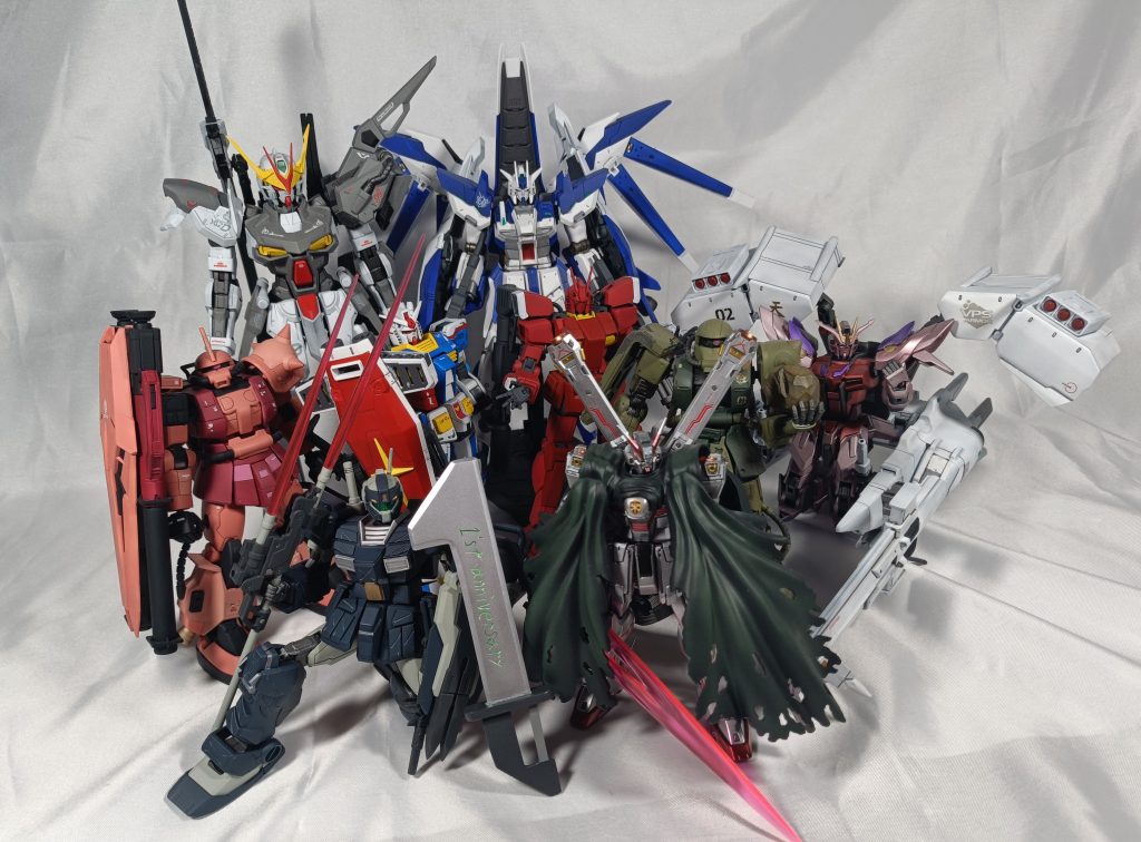 ということで、1周年記念投稿でした。改めまして、いつも応援してくださる皆様には感謝しかありません。本当にありがとうございます。(gundam-kao4)これからも自分らしく好きなようにガンプラ作って行きたいと思います。以上、Batonがお送りしました。(gandam1)