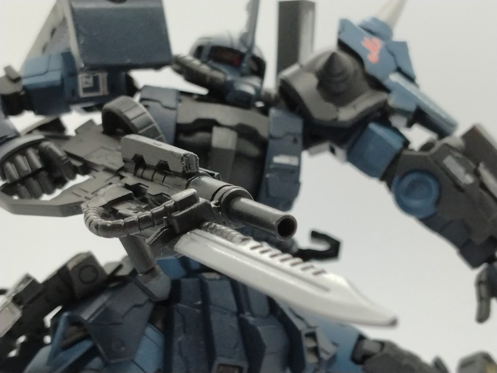 高機動型ザクIIといえば銃剣。銃身を弄って着脱可能に