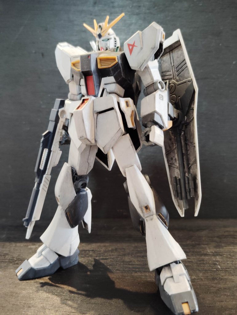 EG νガンダム–2枚目/制作者：謎の大鈴木