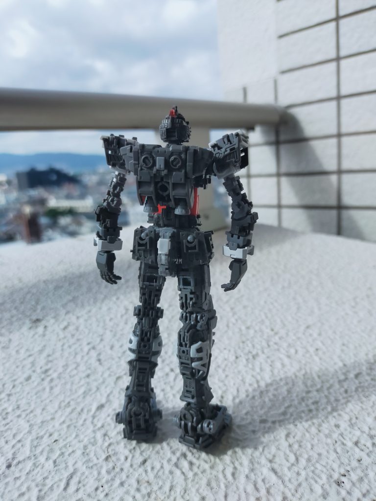 いつかは内部フレームも全塗装してみたいです。