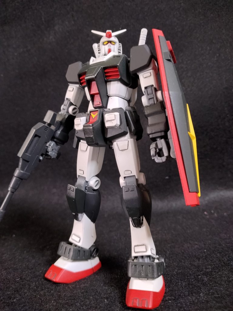 手を入れたのは、肩、上腕、ランドセル、腰、膝、アンクルガード、そしてビームライフルです。