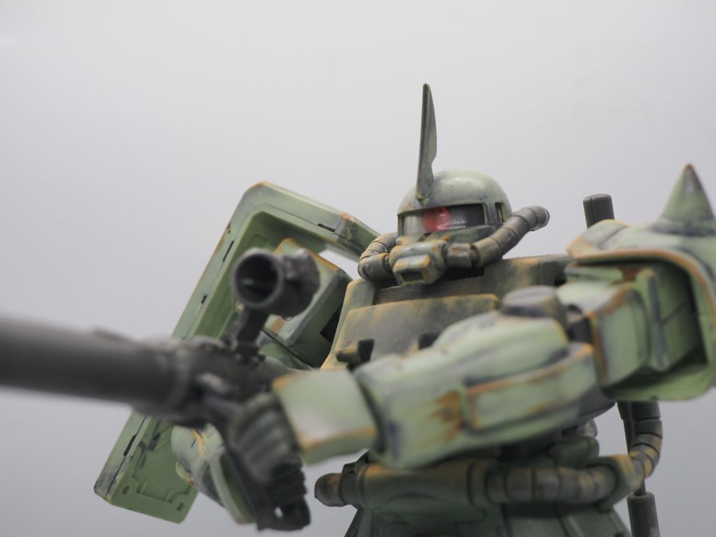 やっぱりザクは汚れてた方がカッコいいですね(zaku-kao2)