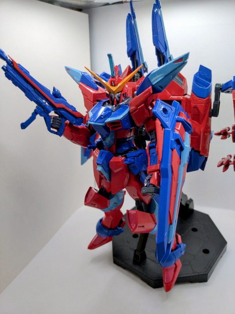 ウイング部にミサイル追加しました。ネオジムで装着してるのが一目瞭然な所が、ある意味斬新（笑）