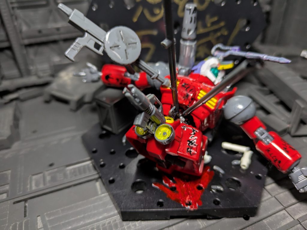 MSの尊厳破壊するために下品なものを溶接で取り付けたらしい。名は、軽ネオアームストロングサイクロンジェットアームストロング砲。クオリティ高ぇなおい！感想はちいせーwだそうな。