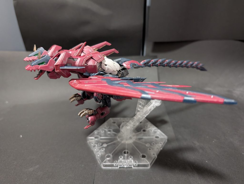 変形としてはだいぶ特異ですよね、これ。