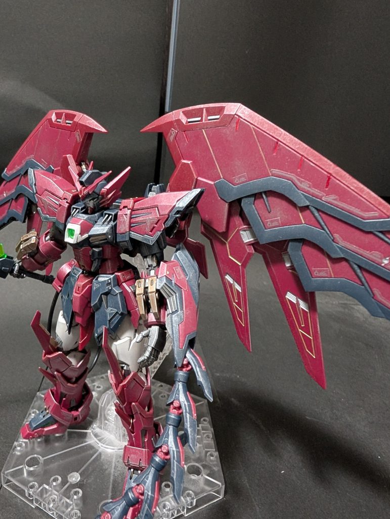 差し色にゴールド、シルバー。いつも通りにフレーム塗り分けしましたがあまり目立たないですな…