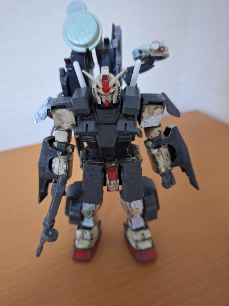 ※なお、はじめは特戦群基本色しばりのアーミーグリーンに塗っておりましたが、寒冷地仕様にしようと色を落としたところ、汚しの入ったような色になりました😅お目汚し失礼しましたm(_ _)m