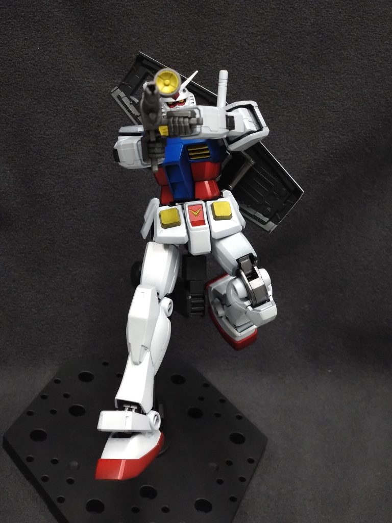 HGUC ガンダム ツヤ消しキャンディー–2枚目/制作者：Yo1