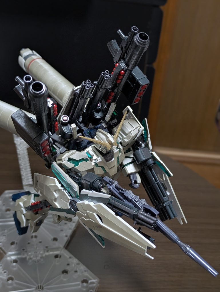 フルアーマーユニコーン–2枚目/制作者：Sirocco