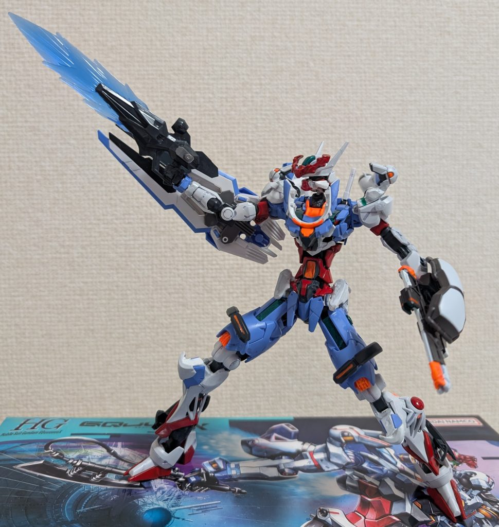 もちろんビームブレードも展開します。