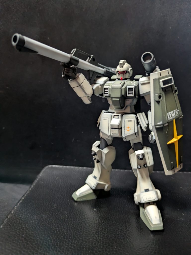 はるか昔にパーツ取りしてランナーで保管してあった陸ジムをベースに我が家のジャンクパーツてんこ盛りです。