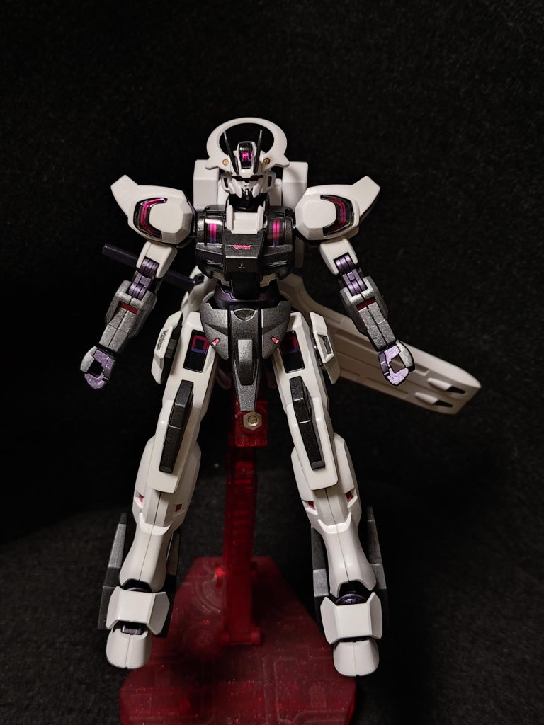 正面武器背面装備。漢字。