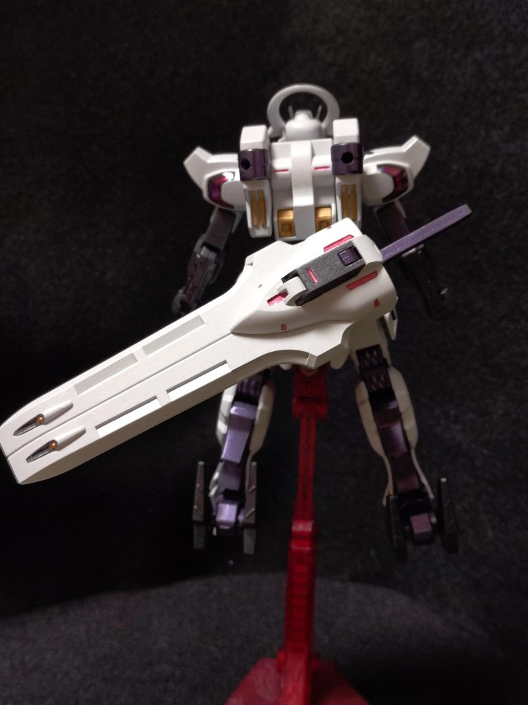 背面武器背負い。やり直したことをちょっと後悔…銀でも良かったのかな？追加です。