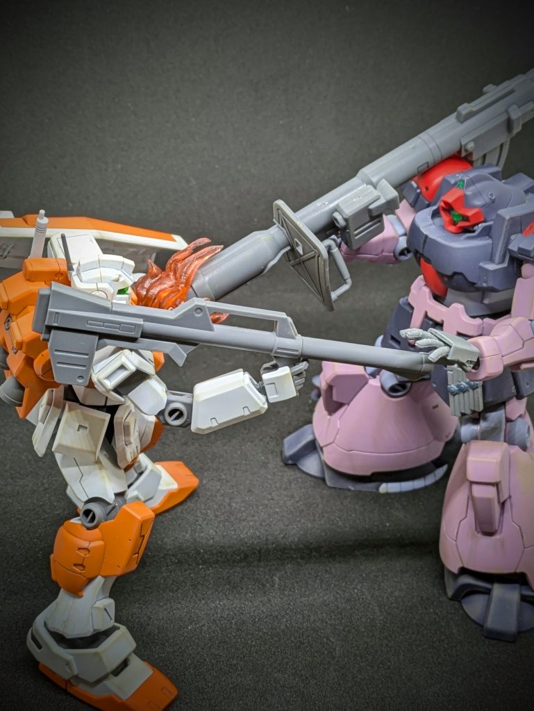 ドーーン！相手のバズーカを手で避け、自身のバスをコックピットに直撃！衝撃でしたね！(´Д⊂ヽ勝手に0083縛り継続中です、後々ドム・トローペンも上げまーす