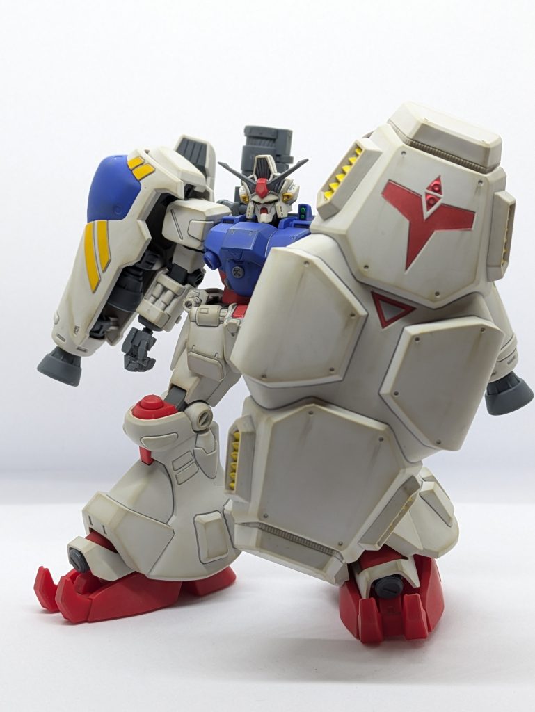 可動はキツイですね💦ミサイル装備も欲しいですが、再販は・・・こいつも貴重なキットになってしまいましたね〜悪役顔がよき!