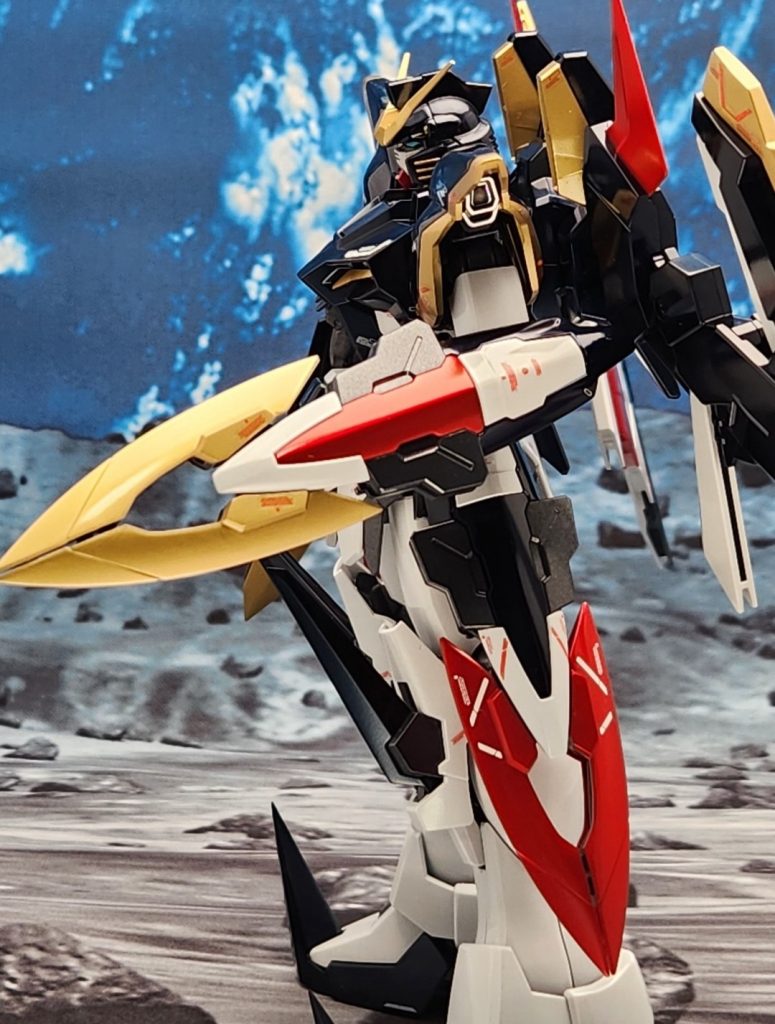 バスターシールドとホーネットは設定通りにあえて色を分けたのですが、一緒のが統一感あったかもですね。ある程度金色は使いたかったので後悔はしていません。