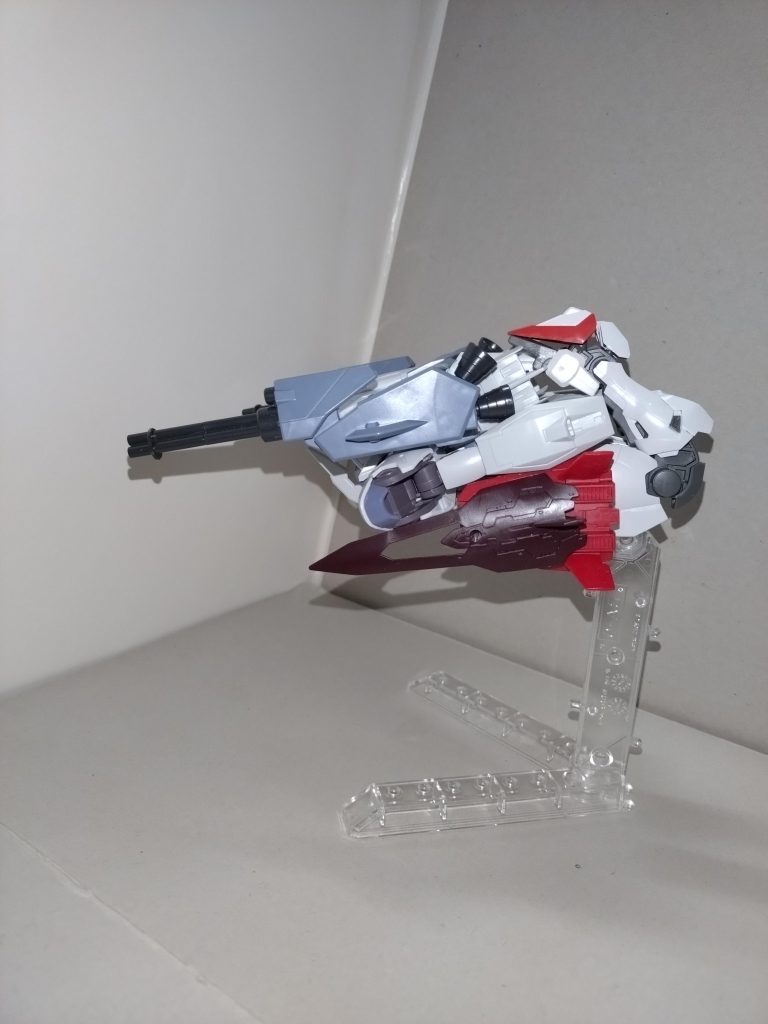 およそミカエリスには似つかわしくない可変機構の付与だが、前任の生徒会長である氷川日菜(Pastel*pallets)もミカエリスMに水中航行形態を付与しており、それに倣ったものと思われる。 〜大和麻弥のレポートより〜