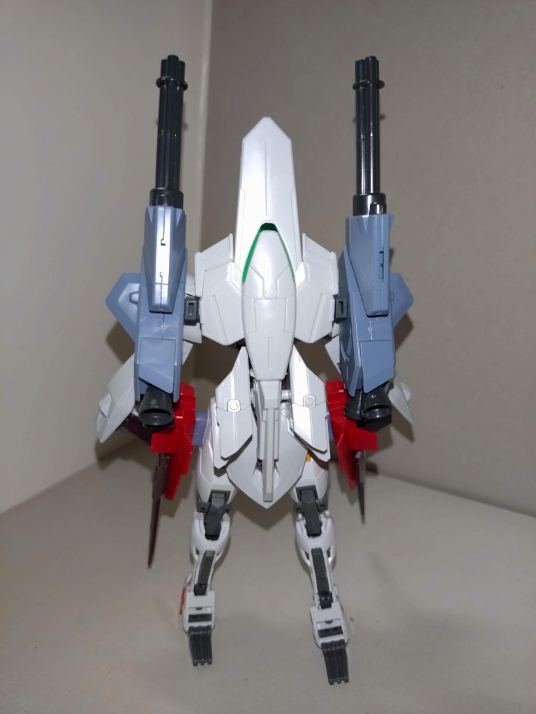 バックパック改修と腰アーマー追加により、大幅に外観が変化しているだけでなく、可変機構も備わっている。当初、Afterglowのメンバーは何らかの理由で「可変機をつくらない」という縛りをかけていたが、その縛りをリーダーでベース担当の上原ひまりが破ったため、期せずしてアフロ初の可変機になった。