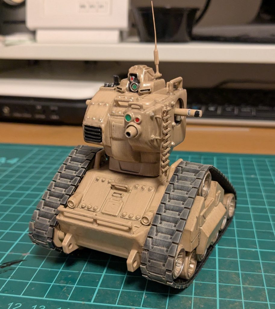 ハシゴ製作は一度失敗して止めようと思ったんですが再度チャレンジしてなんとか…ウェーブの1mmプラ丸棒を使用。