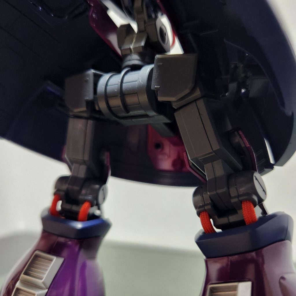 パイプ類が気になっていたところ、たまたま30MMのカスタマイズマテリアルでパイプパーツを見つけて変更しました。