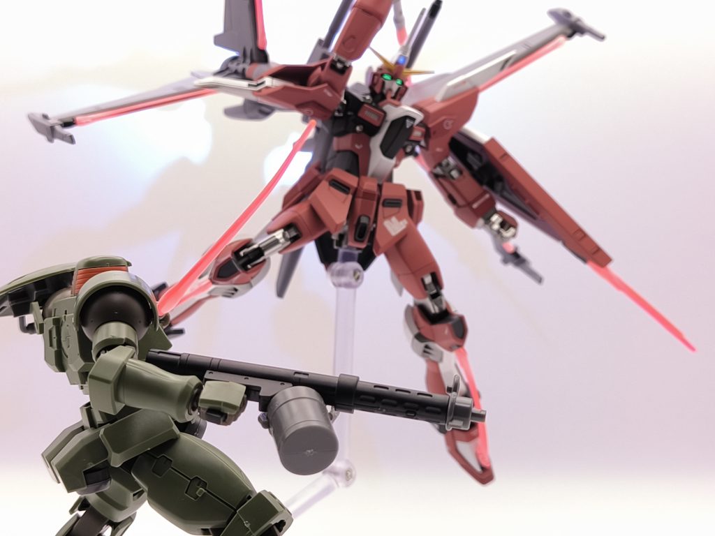 我が家にはブラックナイトがいないため、代用としてリーオーと戦わせています