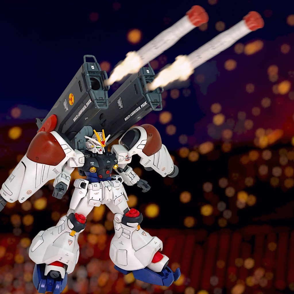 キラ「ずいぶん重装だけど、どんな武装なんだろう?」ラクス「それはお楽しみですわ、MAP兵器が好きなキラにきっと喜んでもらえるハズです」《警報》急接近する敵MSあり・・・ラクス「さっそく出番ですわ!テストを兼ねて出撃してください」