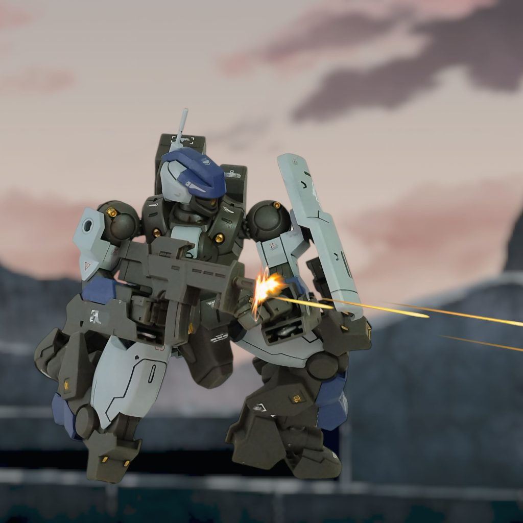 立ち膝もいい感じに決まりますミキシングの素材としても素晴らしいと思いますが、知名度の低さが・・・(gundam-kao5)