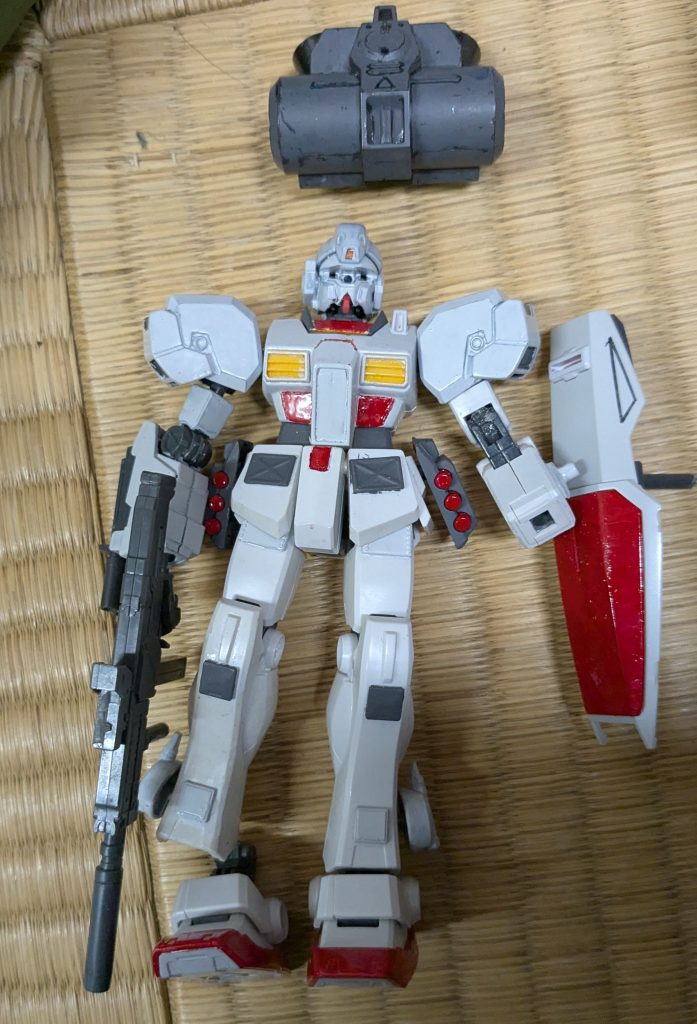 ガンダムEXの配色っぽくしてみる。あごとオヘソも赤く