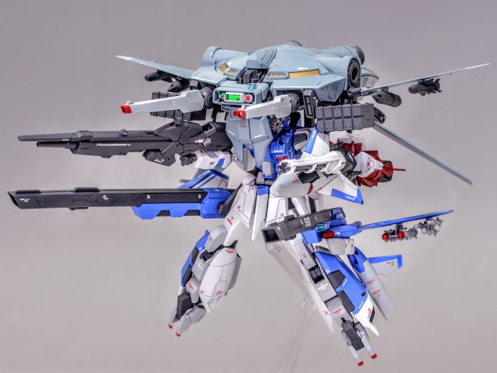 キャバリアーフルバースト！！キャバリアーの高度情報処理能力をムラサメ改弐＋に付加することでナチュラルのパイロットでもマルチロック、フルバーストが可能という設定です