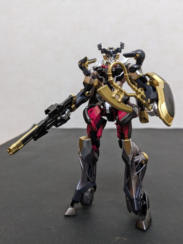 ヒートホークも持たせてみた。ちなみに、今回は一切マスキングやってません。