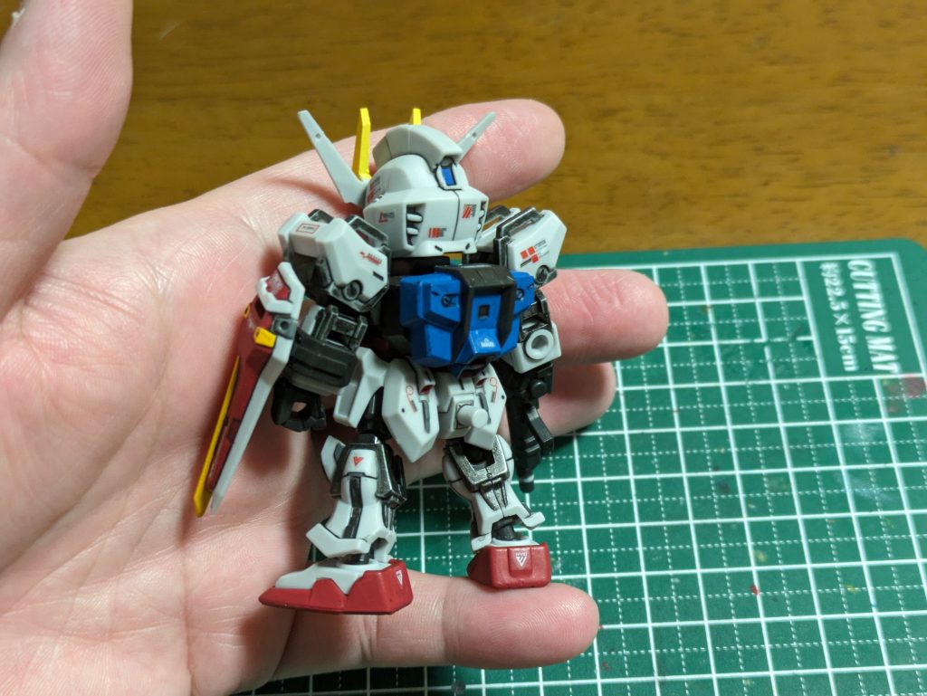 左後方の図ストライカーパックは放置中です…