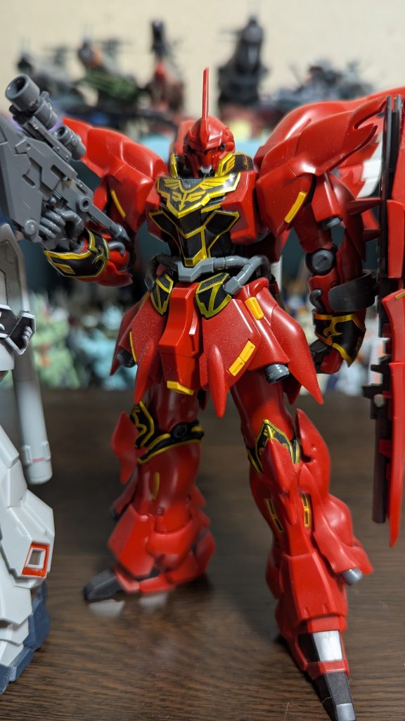 1代目は、MK2やらνガンダムやらに改造パーツとして取ってしまってバラバラ状態に💦