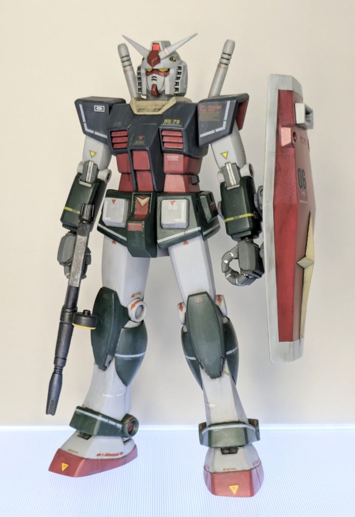 正面の図MG Ver2.0基準でプロポーションはカッコいいので無加工で、ソール部のみポーズ決めの為加工してます。