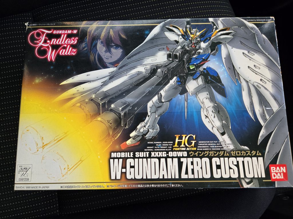 ベースキットはこの2つですそれぞれ良いところがあるのでそれを活かして作りました